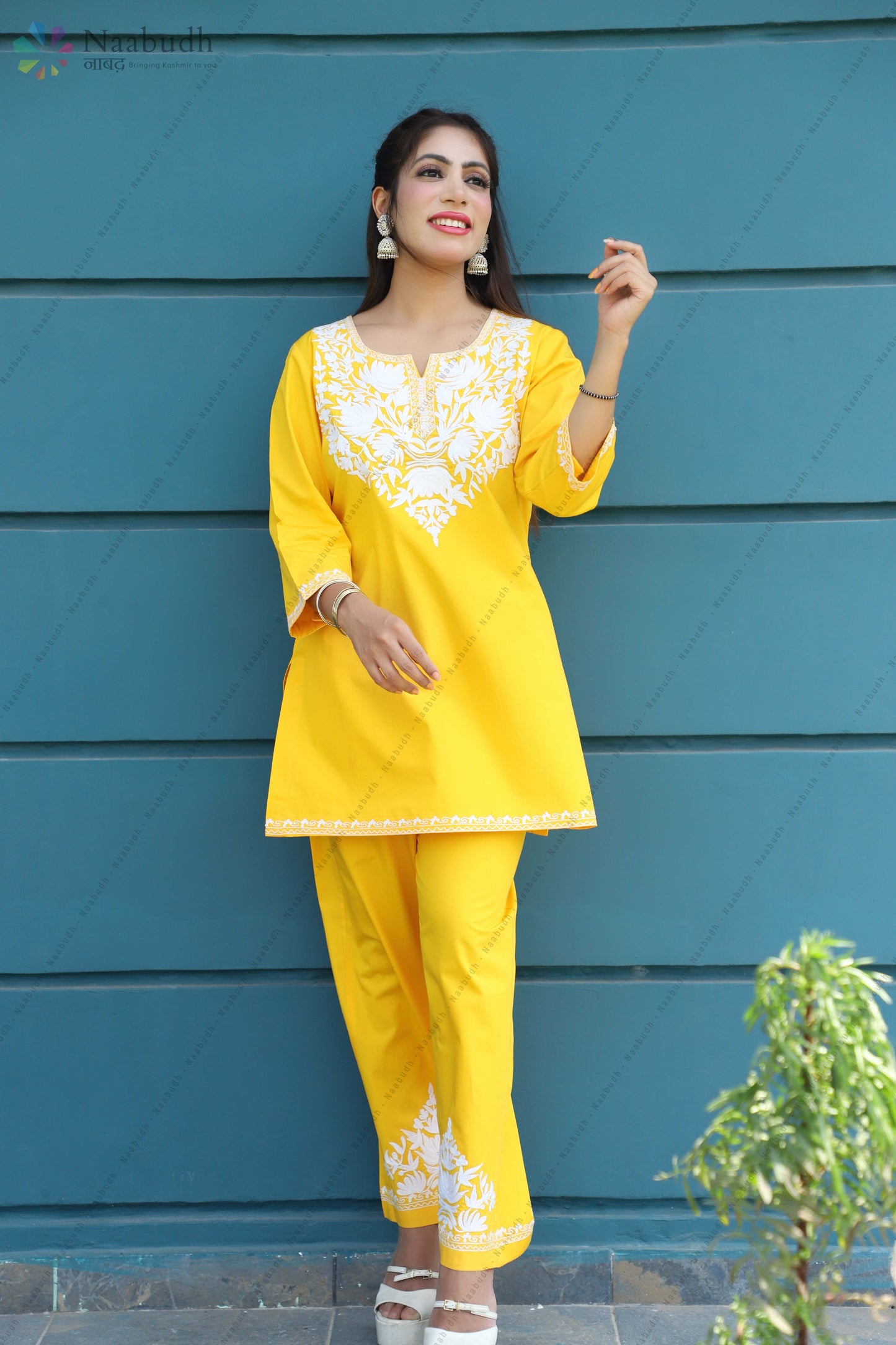 Yellow Cotton Kurti Cord Set with White Floral Aari Embroidery