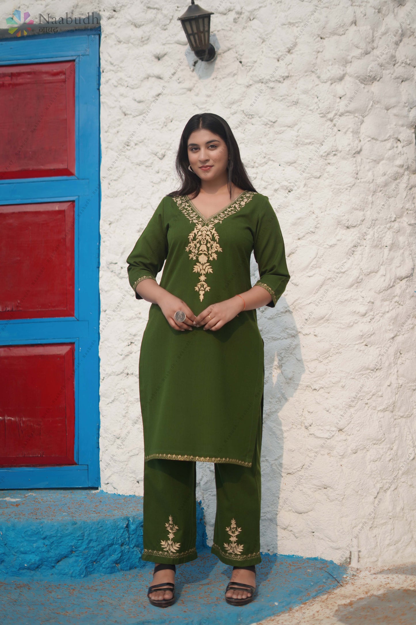 Woolen Dark Olive Long Kashmiri Kurti Co-Ord Set With Golden Colored Tilla Embroidery