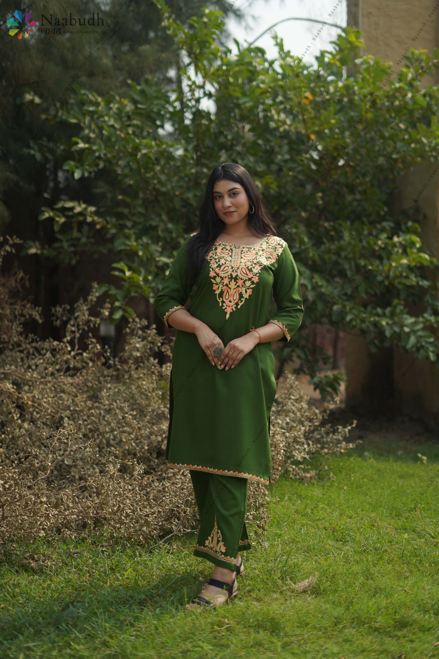 Woolen Long Green Kashmiri Kurti Cord Set With Multicolored Embroidery