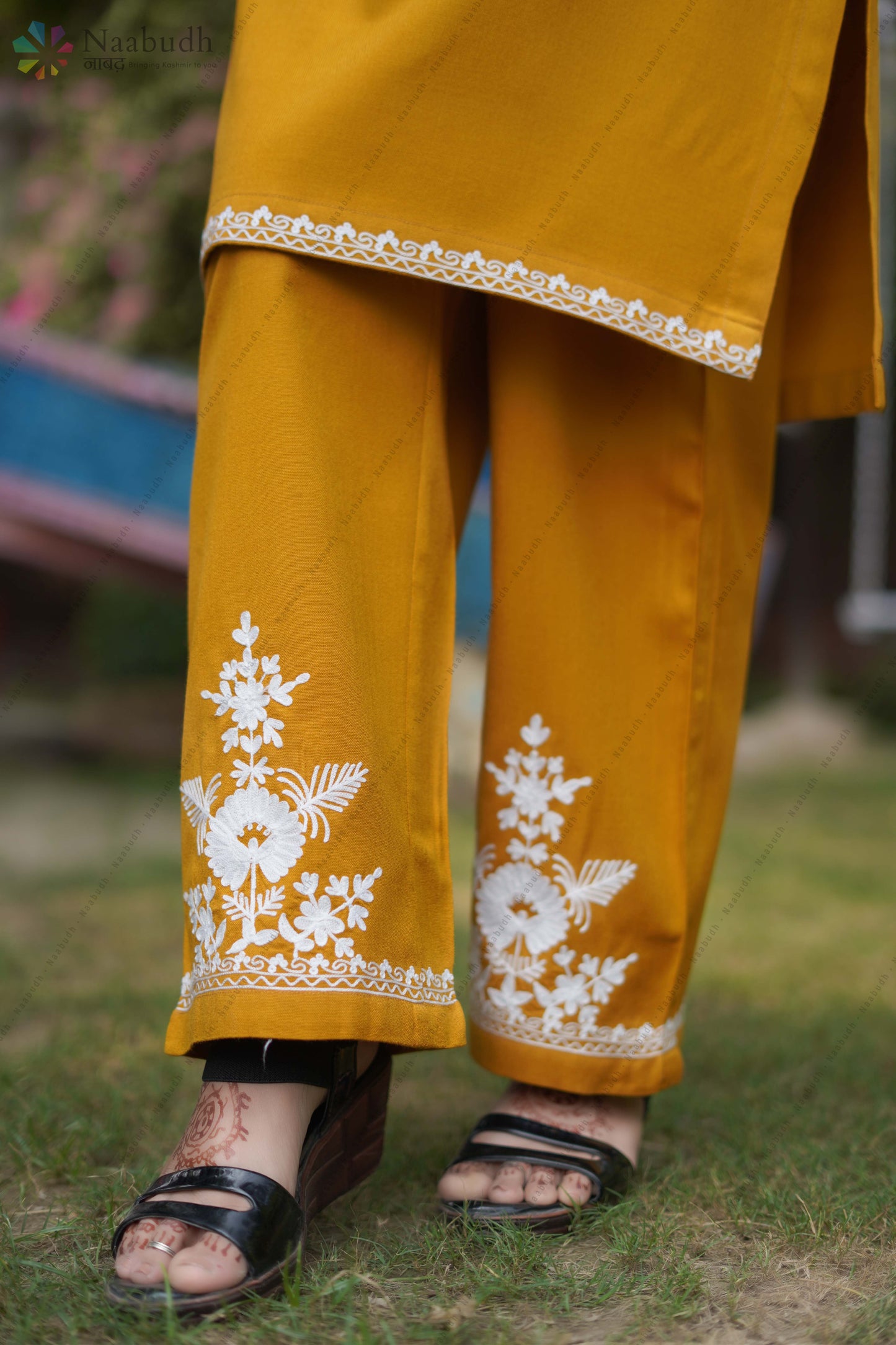 Woolen Long Mustard Kashmiri Kurti Cord set With White Cord Set Embroidery