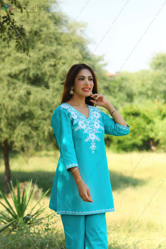 Aqua Turquoise Cotton Kashmiri Kurti Co-Ord Set with White Aari Embroidery